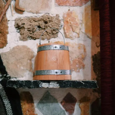 Elati Oreini Korinthia * Velina