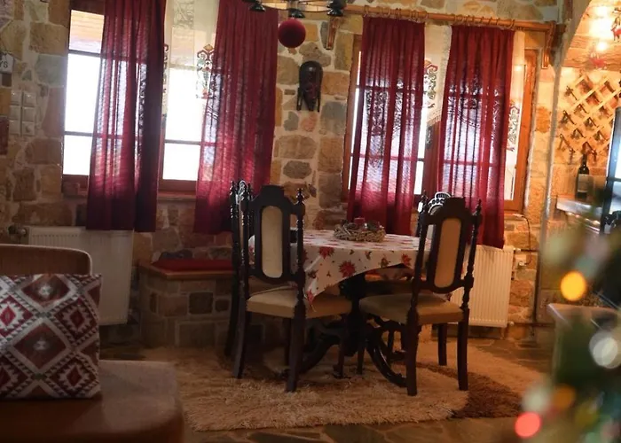 Elati Oreini Korinthia Villa